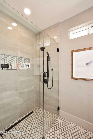 8334 E JENAN Drive, Scottsdale, AZ 85260