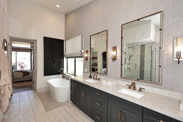 8334 E JENAN Drive, Scottsdale, AZ 85260