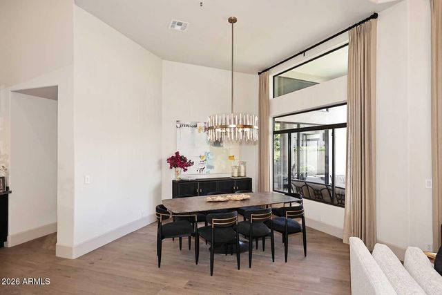 8334 E JENAN Drive, Scottsdale, AZ 85260