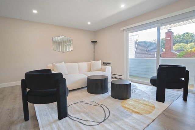 75 Presidential Dr 4, Quincy, MA 02169