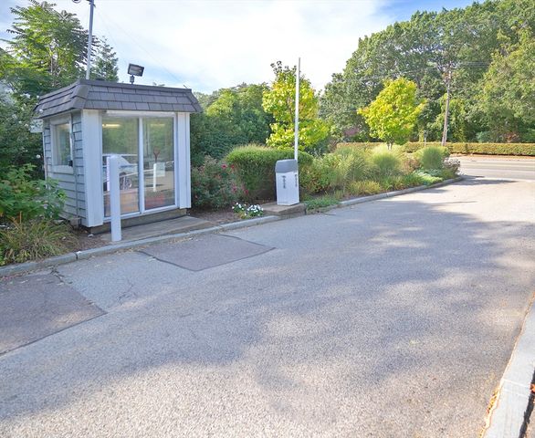 75 Presidential Dr 4, Quincy, MA 02169