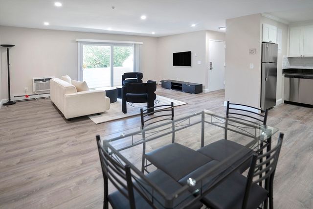 75 Presidential Dr 4, Quincy, MA 02169