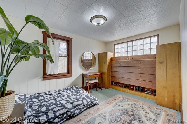 8503 Colgate Street, Oak Park, MI 48237