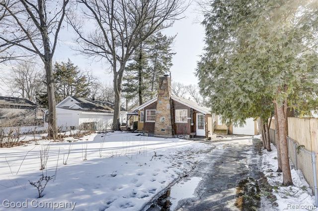 8503 Colgate Street, Oak Park, MI 48237