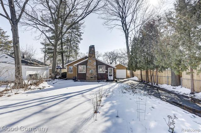 8503 Colgate Street, Oak Park, MI 48237