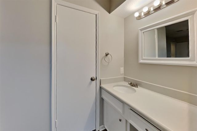 935 Red Rock Canyon, Katy, TX 77450