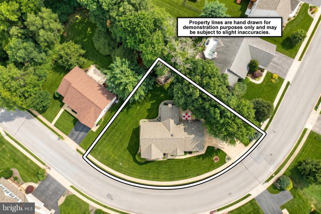 1843 IVY PUMP LN, York, PA 17408
