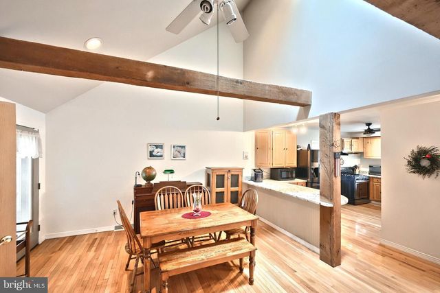 1843 IVY PUMP LN, York, PA 17408