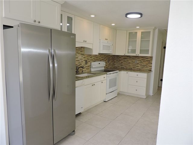 8520 US Highway 1 None 10, Micco, FL 32976