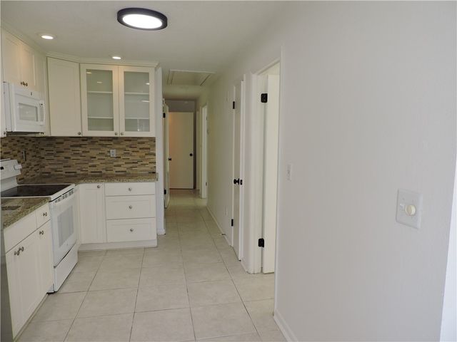 8520 US Highway 1 None 10, Micco, FL 32976