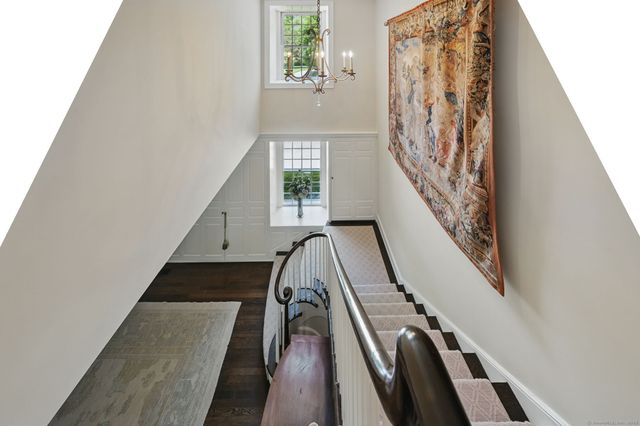 276 Greenley Road, New Canaan, CT 06840