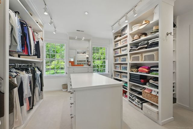 276 Greenley Road, New Canaan, CT 06840