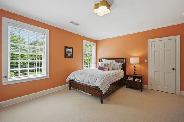 276 Greenley Road, New Canaan, CT 06840