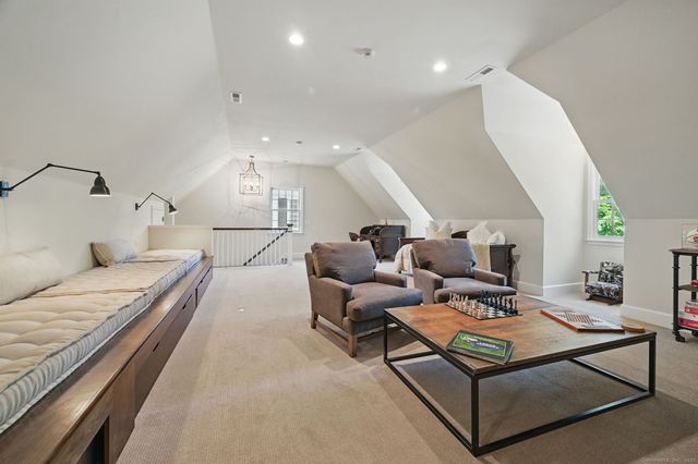276 Greenley Road, New Canaan, CT 06840