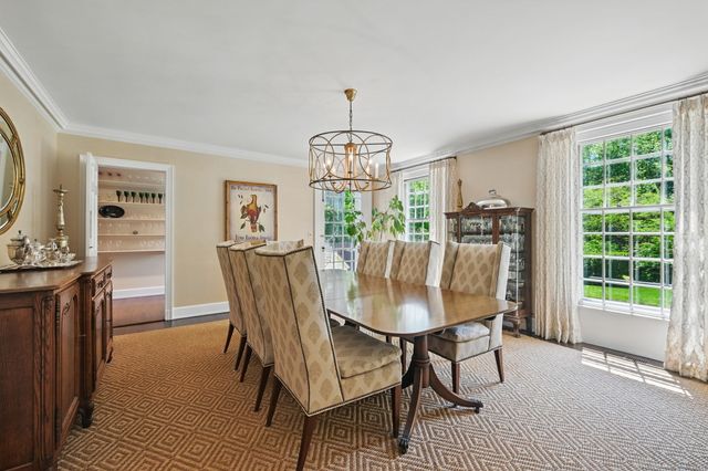 276 Greenley Road, New Canaan, CT 06840