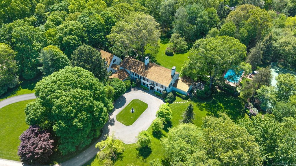 276 Greenley Road, New Canaan, CT 06840