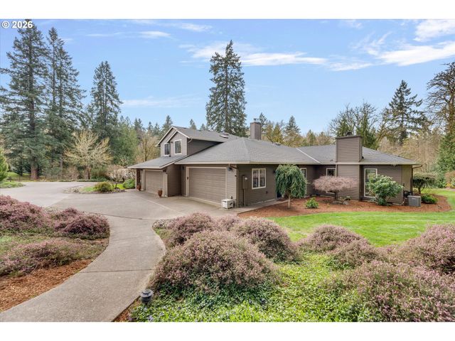 17525 S HOLLY Ln, Oregon City, OR 97045