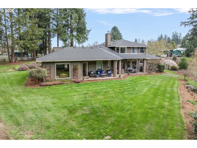 17525 S HOLLY Ln, Oregon City, OR 97045
