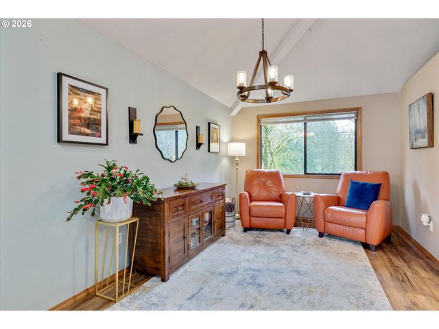 17525 S HOLLY Ln, Oregon City, OR 97045