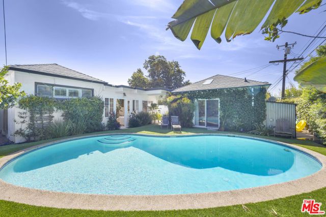 8333 Chase Avenue, Los Angeles, CA 90045