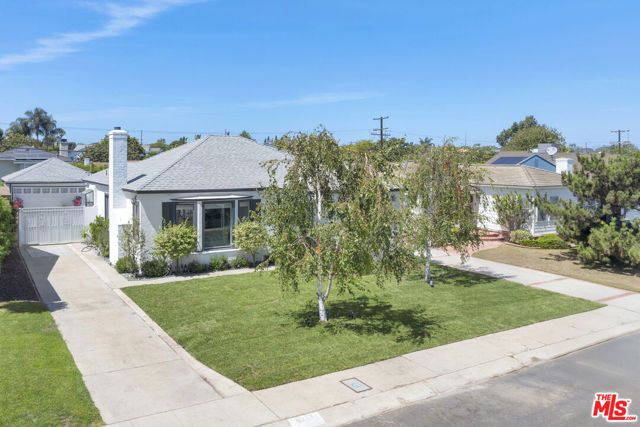 8333 Chase Avenue, Los Angeles, CA 90045