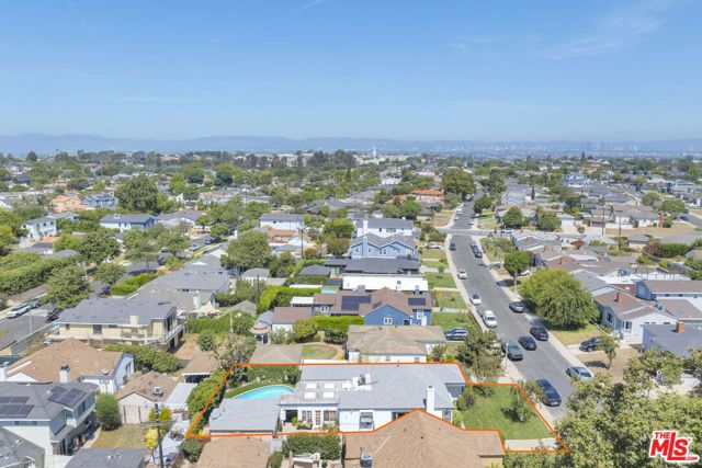 8333 Chase Avenue, Los Angeles, CA 90045