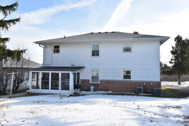 N88W16270 Park BOULEVARD, Menomonee Falls, WI 53051
