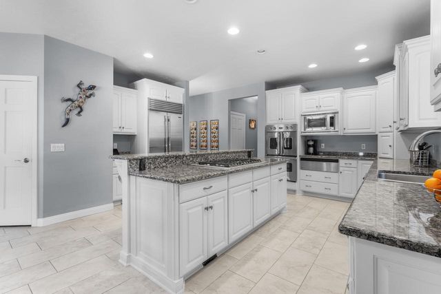 3086 BUTTERCUP ROAD, Neenah, WI 54956