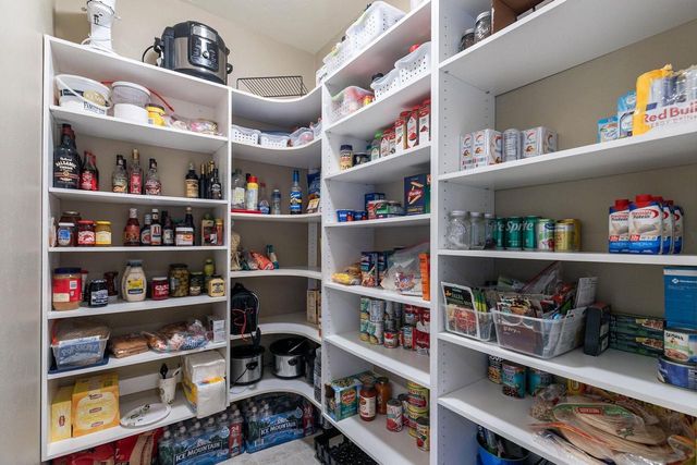 3086 BUTTERCUP ROAD, Neenah, WI 54956