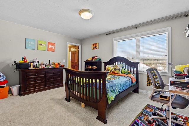 3086 BUTTERCUP ROAD, Neenah, WI 54956