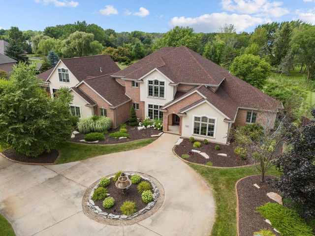 3086 BUTTERCUP ROAD, Neenah, WI 54956