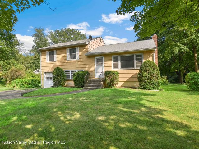 22 Apple Tree Drive, Rhinebeck, NY 12572