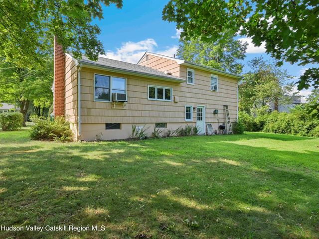 22 Apple Tree Drive, Rhinebeck, NY 12572