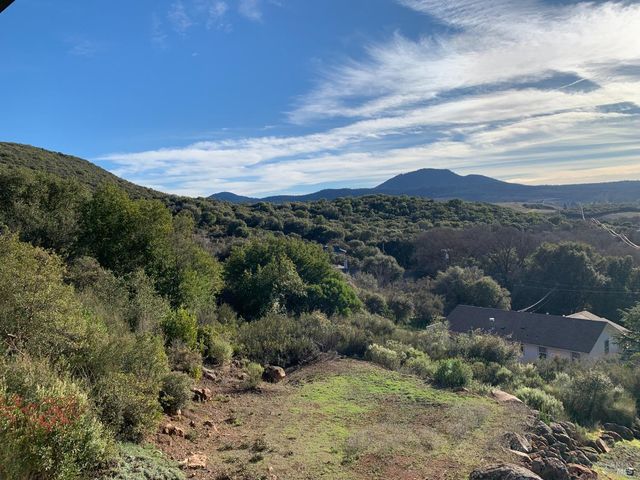 5616 Maya Rd, Kelseyville, CA 95451