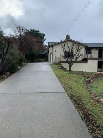 5616 Maya Rd, Kelseyville, CA 95451