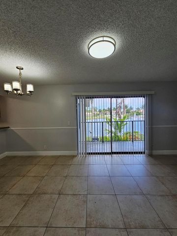 1660 Windorah Way H, West Palm Beach, FL 33411