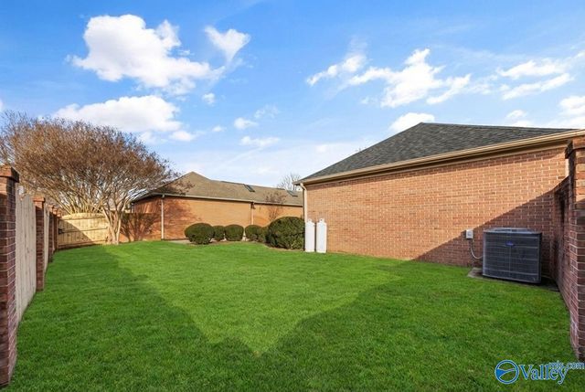 3010 Waterman Drive, Owens Cross Roads, AL 35763