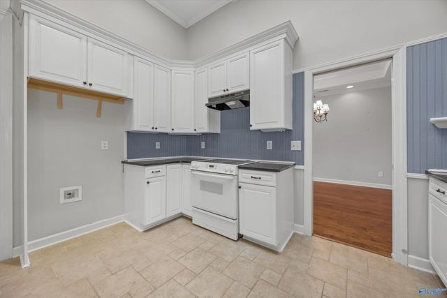 3010 Waterman Drive, Owens Cross Roads, AL 35763