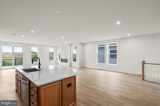 116 MAGPIE LN, Winchester, VA 22603