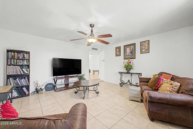 3723 W COCHISE Drive, Phoenix, AZ 85051