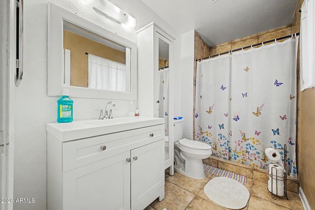3723 W COCHISE Drive, Phoenix, AZ 85051