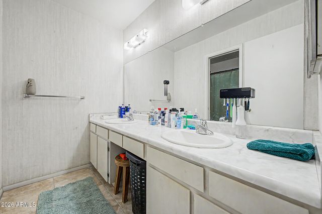 3723 W COCHISE Drive, Phoenix, AZ 85051