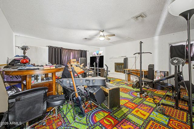 3723 W COCHISE Drive, Phoenix, AZ 85051