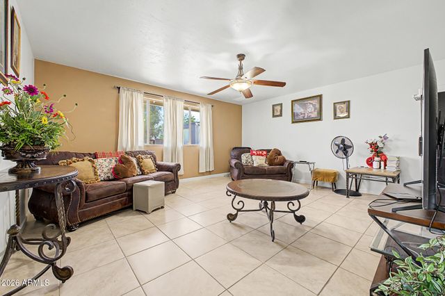 3723 W COCHISE Drive, Phoenix, AZ 85051