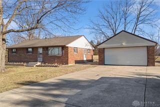 1102 N Heincke Road, Miamisburg, OH 45342