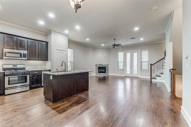 4323 Dickason Avenue 25, Dallas, TX 75219