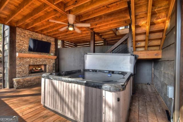 188 Paul Drive, Blue Ridge, GA 30513