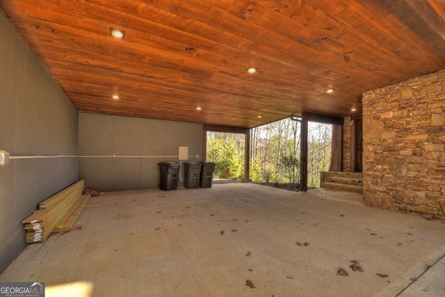 188 Paul Drive, Blue Ridge, GA 30513