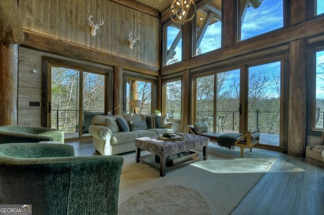 188 Paul Drive, Blue Ridge, GA 30513