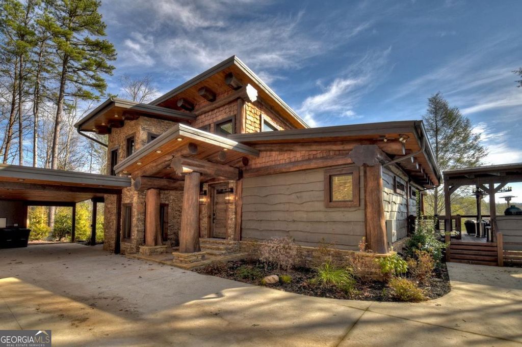 188 Paul Drive, Blue Ridge, GA 30513
